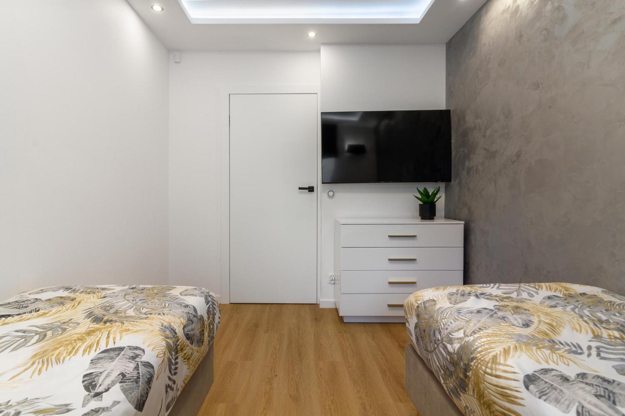 Housecube, Bar , Prywatne Kino, Bilard , Luxus Villa Wroclaw Luaran gambar
